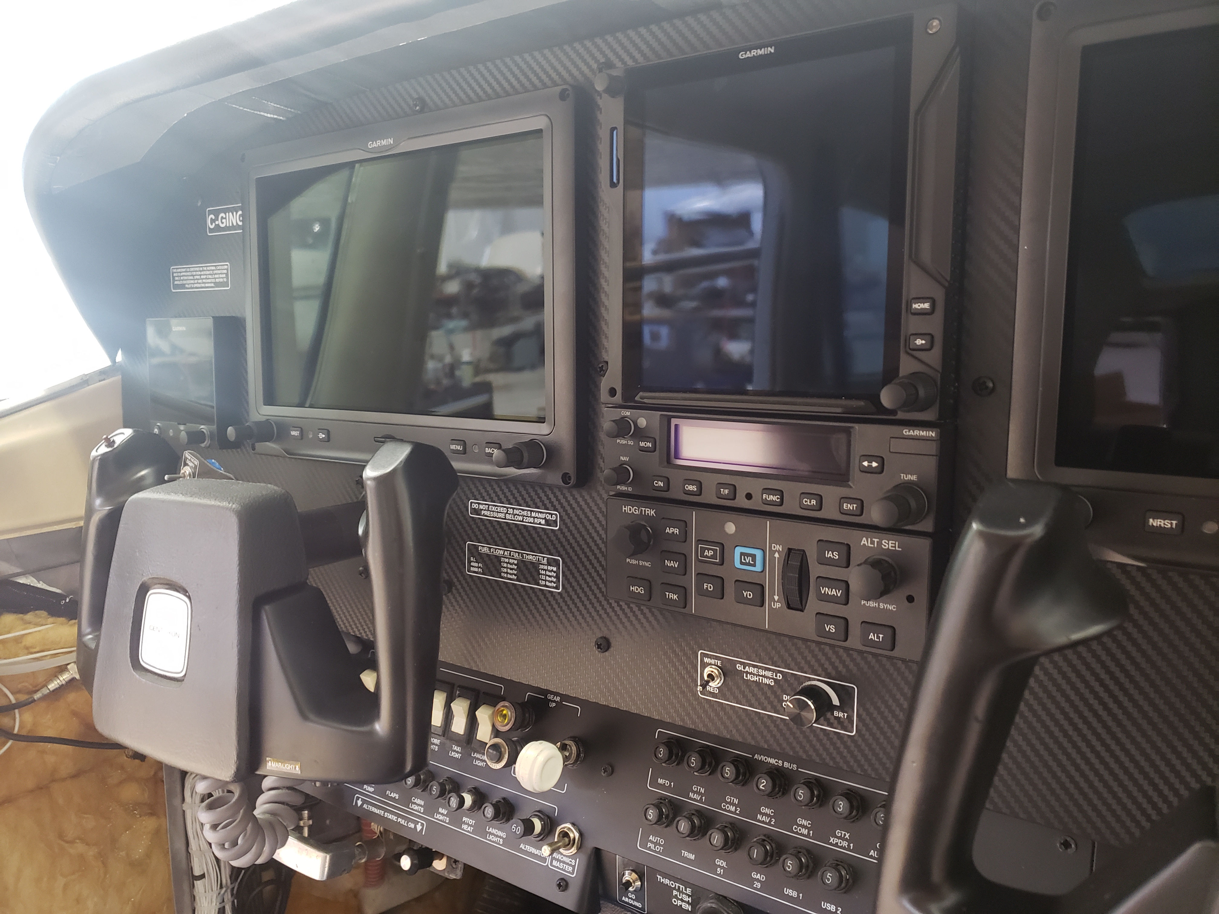 Cessna 210 — Carbon panel with dual G3X